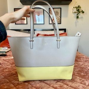 LARGE KATE SPADE TOTE.